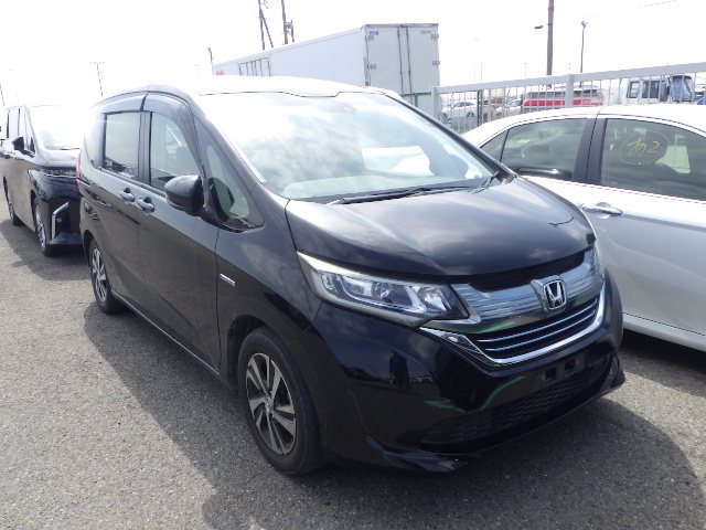 2018 Honda Freed Hybrid G 6 seats — photo 1